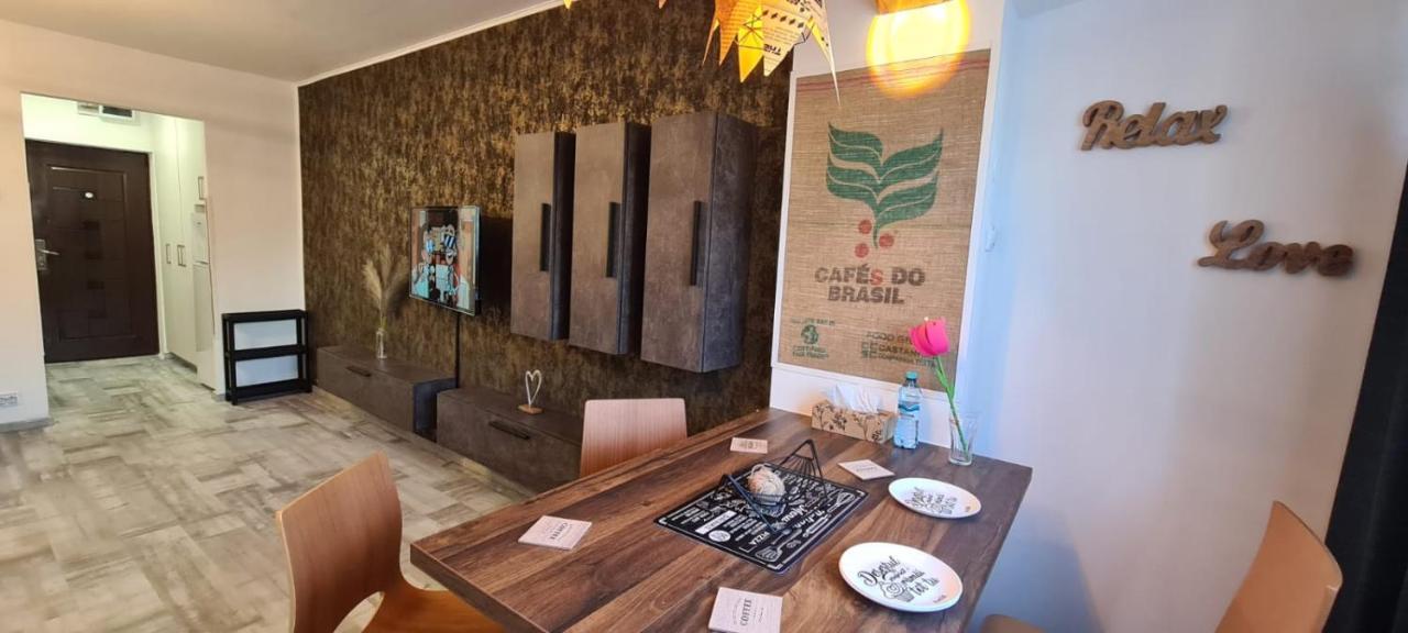 Tiki'S Bar Studio Bükreş Dış mekan fotoğraf