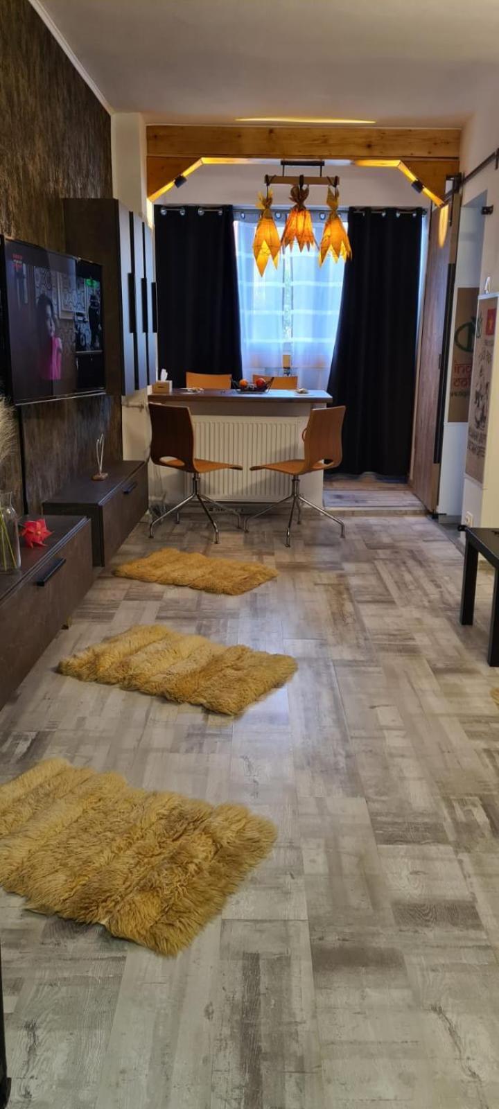 Tiki'S Bar Studio Bükreş Dış mekan fotoğraf